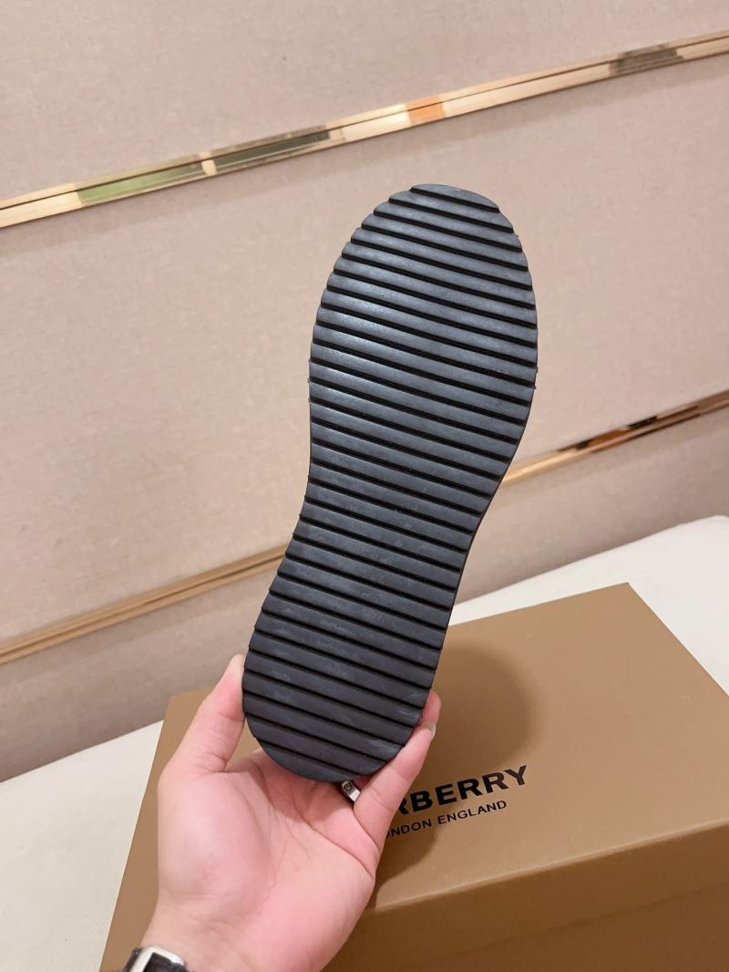 Burberry Low Shoes